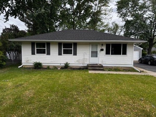 805 Hollyberry Drive , Joliet, IL 60435