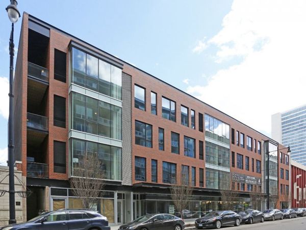 853 N Larrabee Street , Unit 413, Chicago, IL 60610