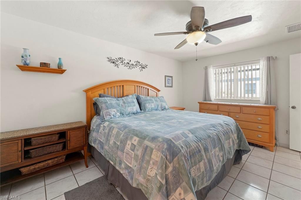 1485 Honeysuckle Ave, Marco Island, FL 34145 Photo
