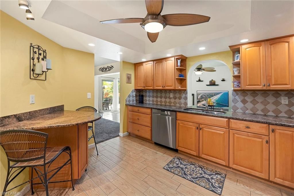 1485 Honeysuckle Ave, Marco Island, FL 34145 Photo