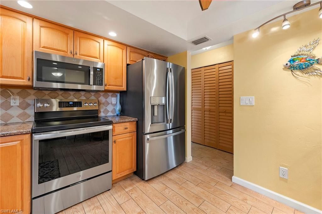 1485 Honeysuckle Ave, Marco Island, FL 34145 Photo