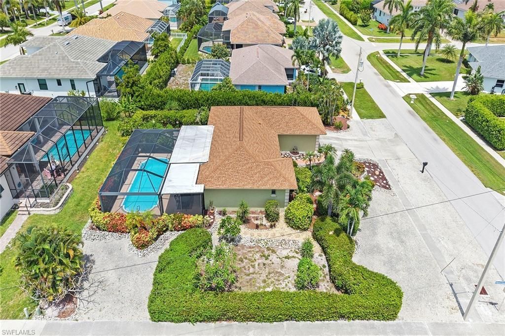 1485 Honeysuckle Ave, Marco Island, FL 34145 Photo