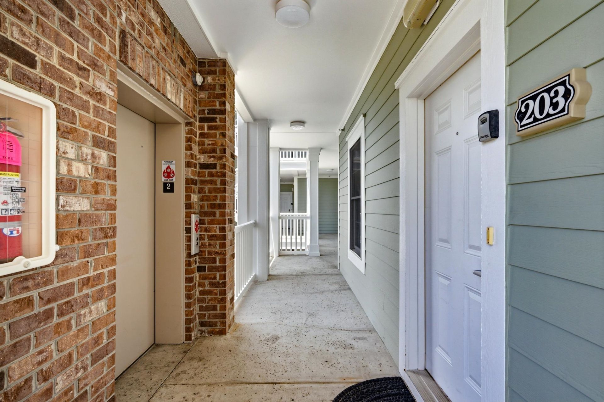 4895 Luster Leaf Circle  Photo 24