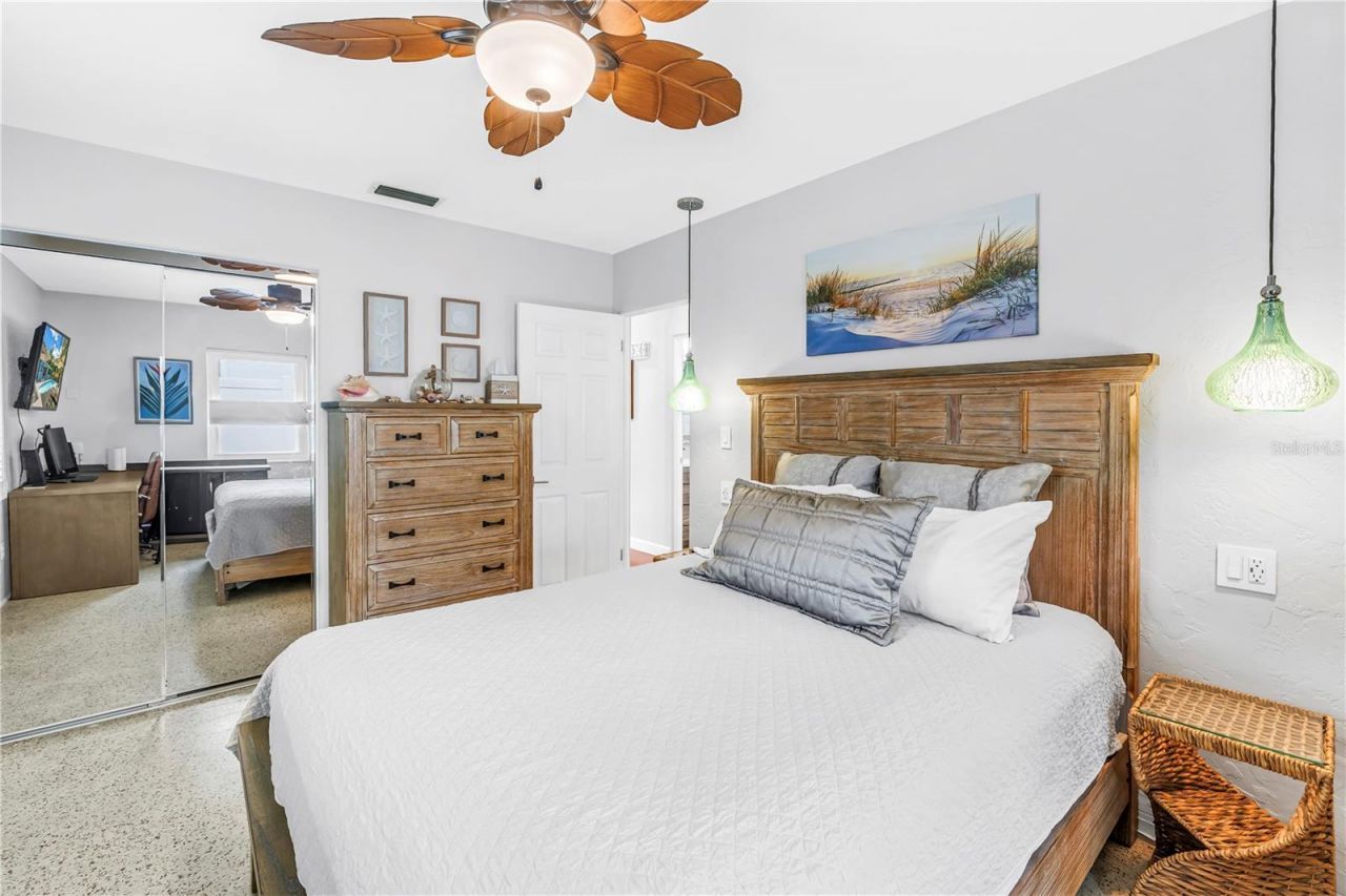 5237 23rd Avenue N, Saint Petersburg, FL 33710 Photo