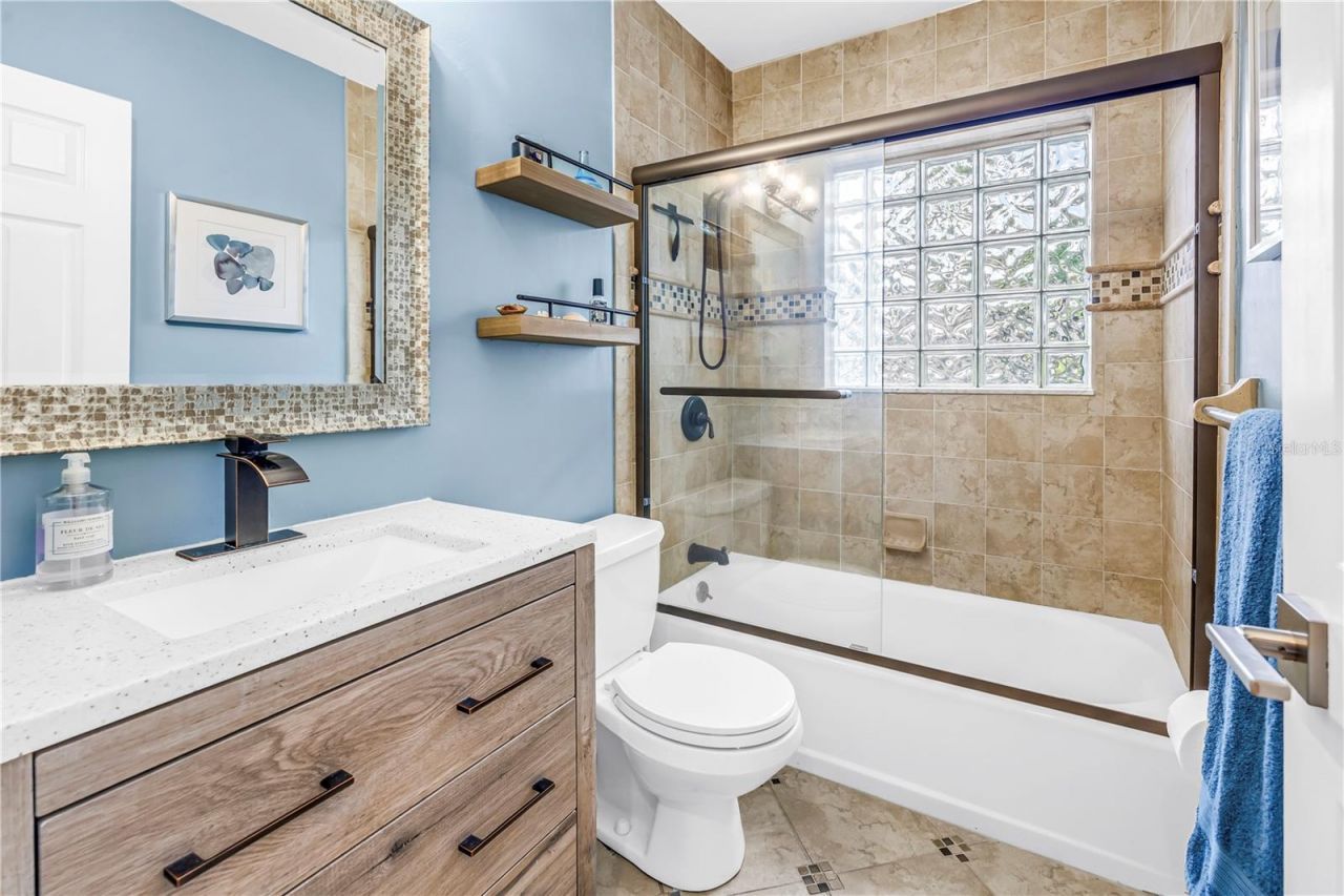 5237 23rd Avenue N, Saint Petersburg, FL 33710 Photo