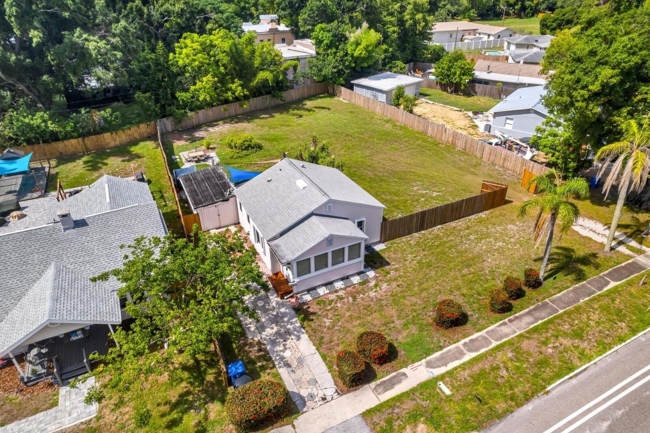 13th Avenue N, Saint Petersburg, FL 33713 Photo