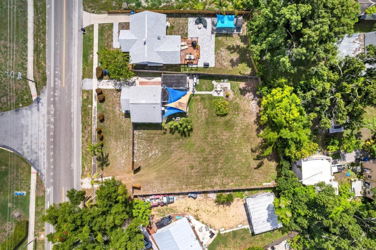13th Avenue N, Saint Petersburg, FL 33713 Photo
