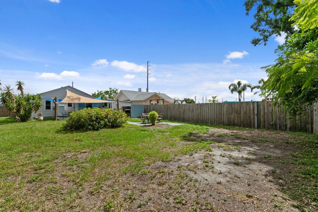 13th Avenue N, Saint Petersburg, FL 33713 Photo