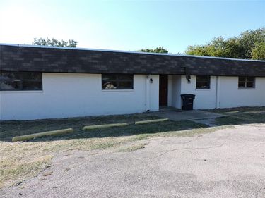 4040 8th Avenue, Fort Worth, TX 76110