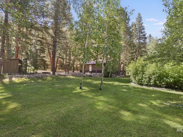2071 N Pine Featherville Rd, Pine, ID 83647