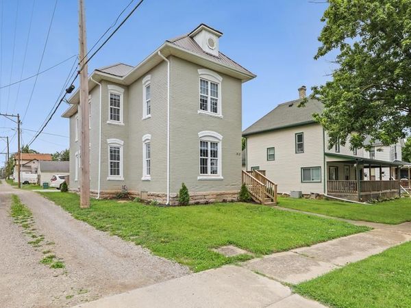 312 Dale Ave, Willard, OH 44890
