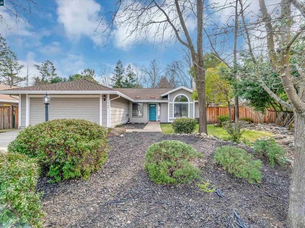 1060 Saint Andrews Dr, El Dorado Hills, CA 95762