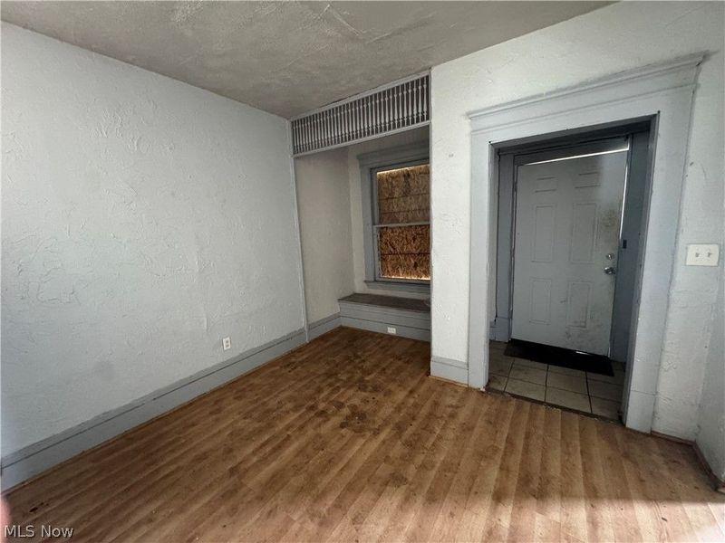 540 E 123rd Street, Cleveland, OH 44108 Photo 13