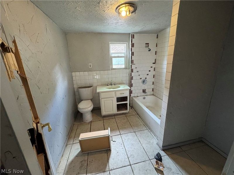540 E 123rd Street, Cleveland, OH 44108 Photo 18