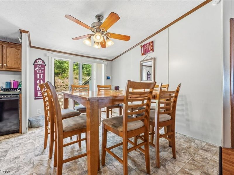 7022 Bluebird Road NW, East Canton, OH 44730 Photo 10
