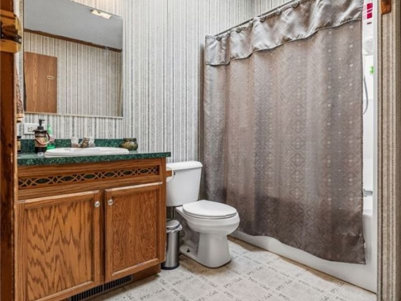 7022 Bluebird Road NW, East Canton, OH 44730 Photo 26
