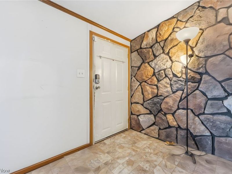7022 Bluebird Road NW, East Canton, OH 44730 Photo 5