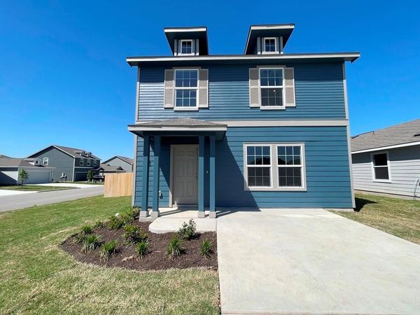 101 Hellcats WAY , Jarrell, TX 76537