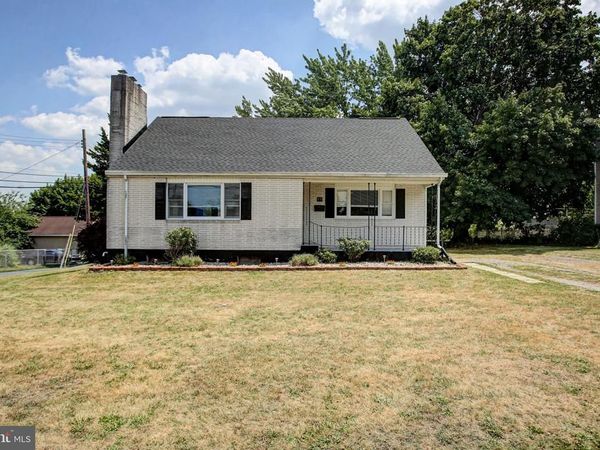 16 E BEALE AVENUE , ENOLA, PA 17025