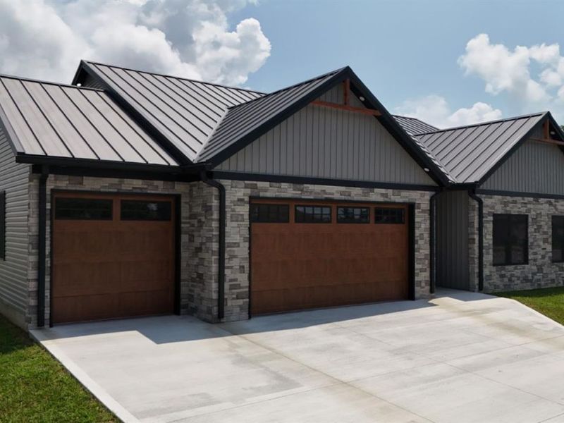 203 Crestwood Drive, Willard, OH 44890 Photo 8