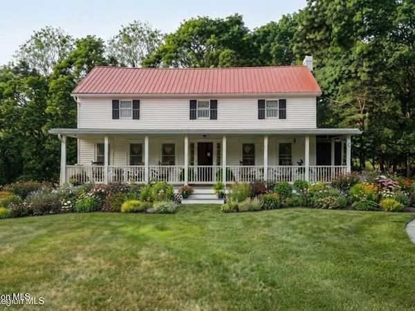 353 Vosenkill Road, Athens, NY 12015