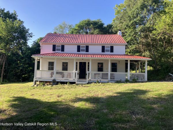 353 Vosenkill Road, Athens, NY 12015