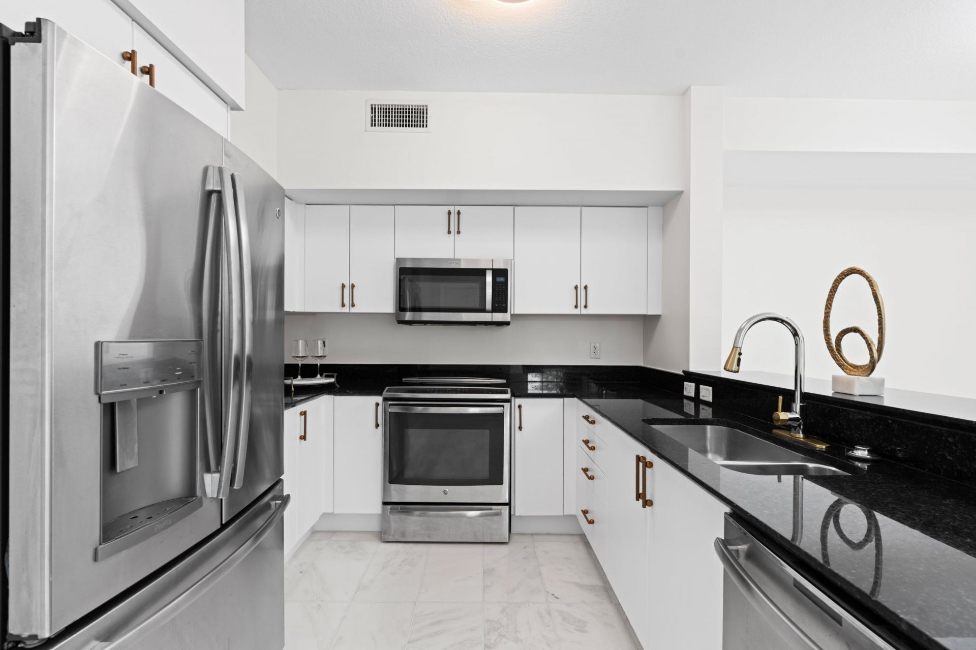 233 S Federal Highway, Unit 405, Boca Raton, FL 33432 Photo