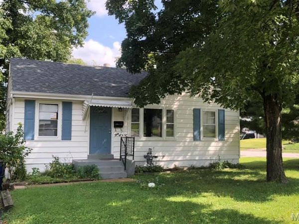 3102 Saint Myron Lane , St Ann, MO 63074