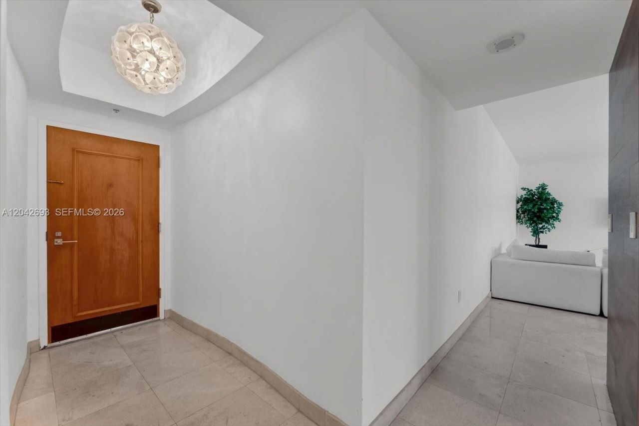 4201 Collins Ave , Unit 2301, Miami Beach, FL 33140 Photo