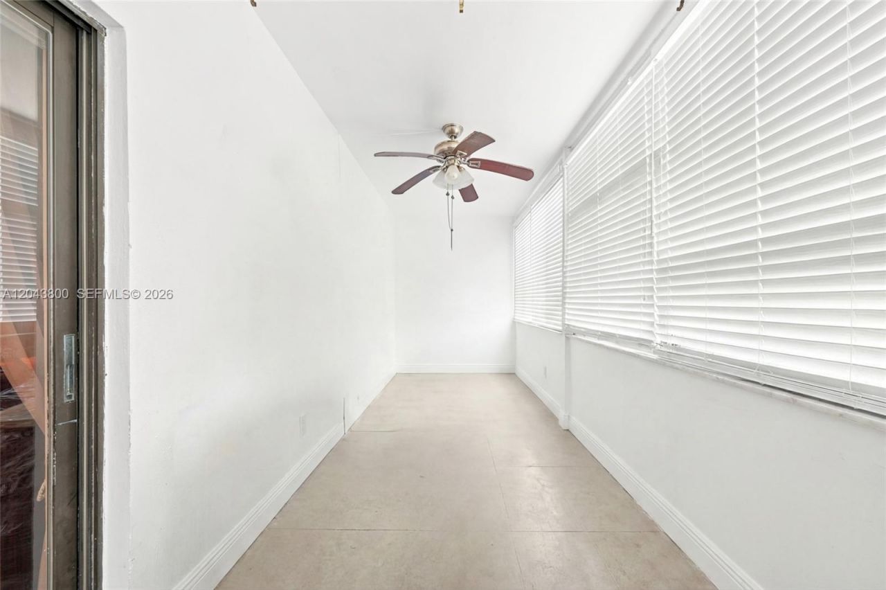 4141 NW 44th Ave , Unit 321, Lauderdale Lakes, FL 33319 Photo