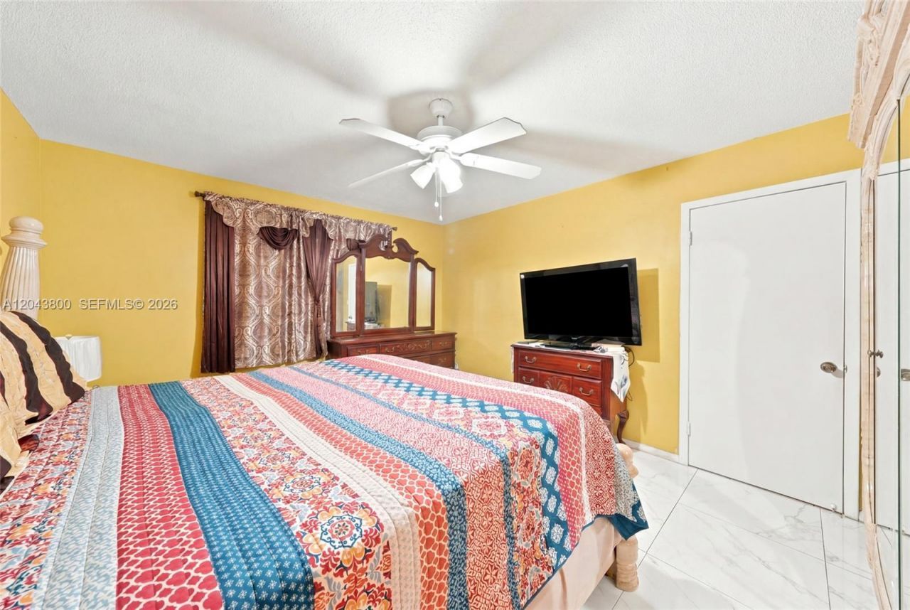 4141 NW 44th Ave , Unit 321, Lauderdale Lakes, FL 33319 Photo