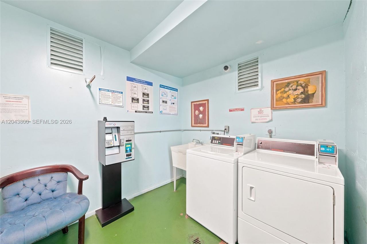 4141 NW 44th Ave , Unit 321, Lauderdale Lakes, FL 33319 Photo