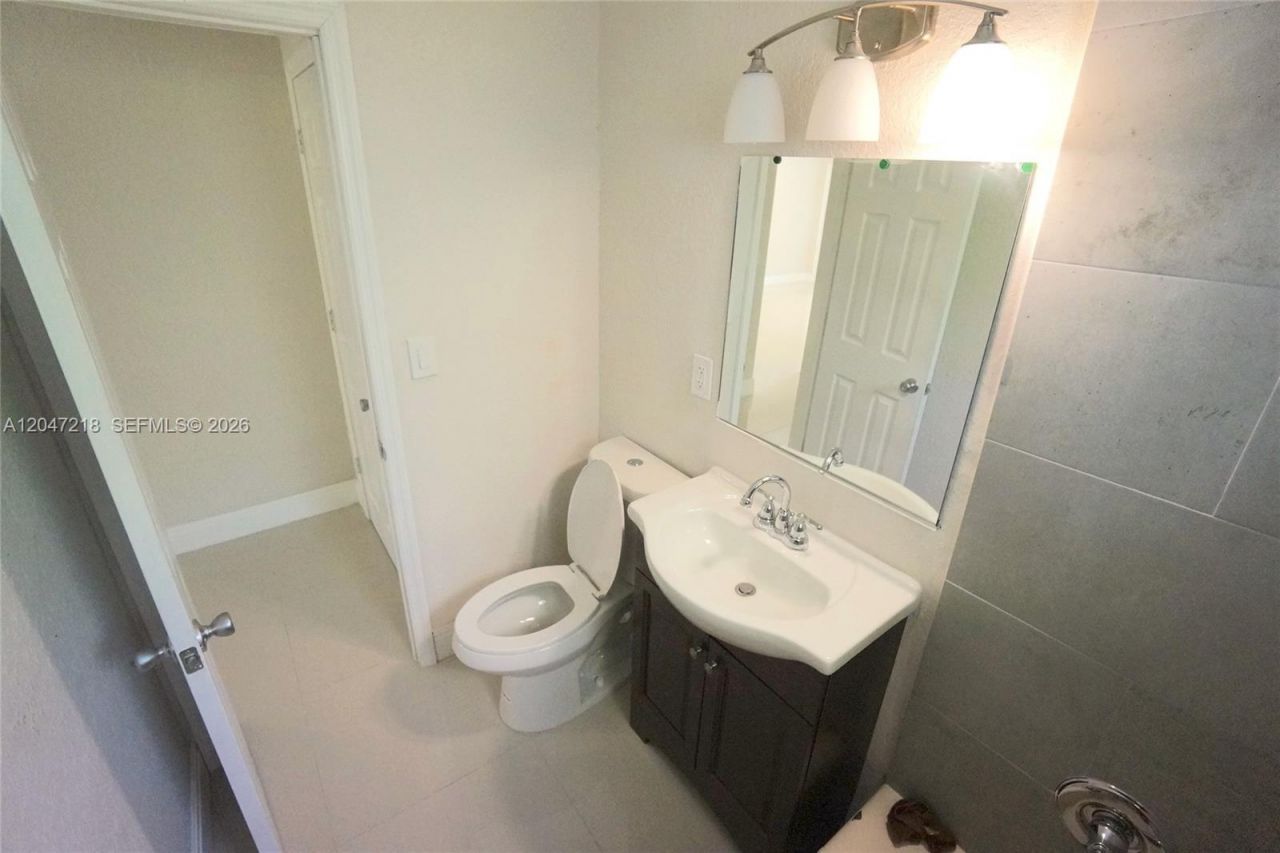 1497 NE 118th Ter, Unit 2, Miami, FL 33161 Photo