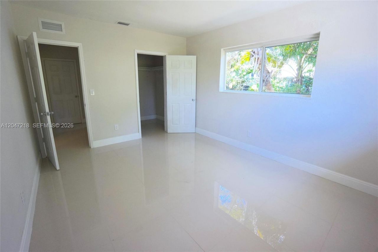 1497 NE 118th Ter, Unit 2, Miami, FL 33161 Photo