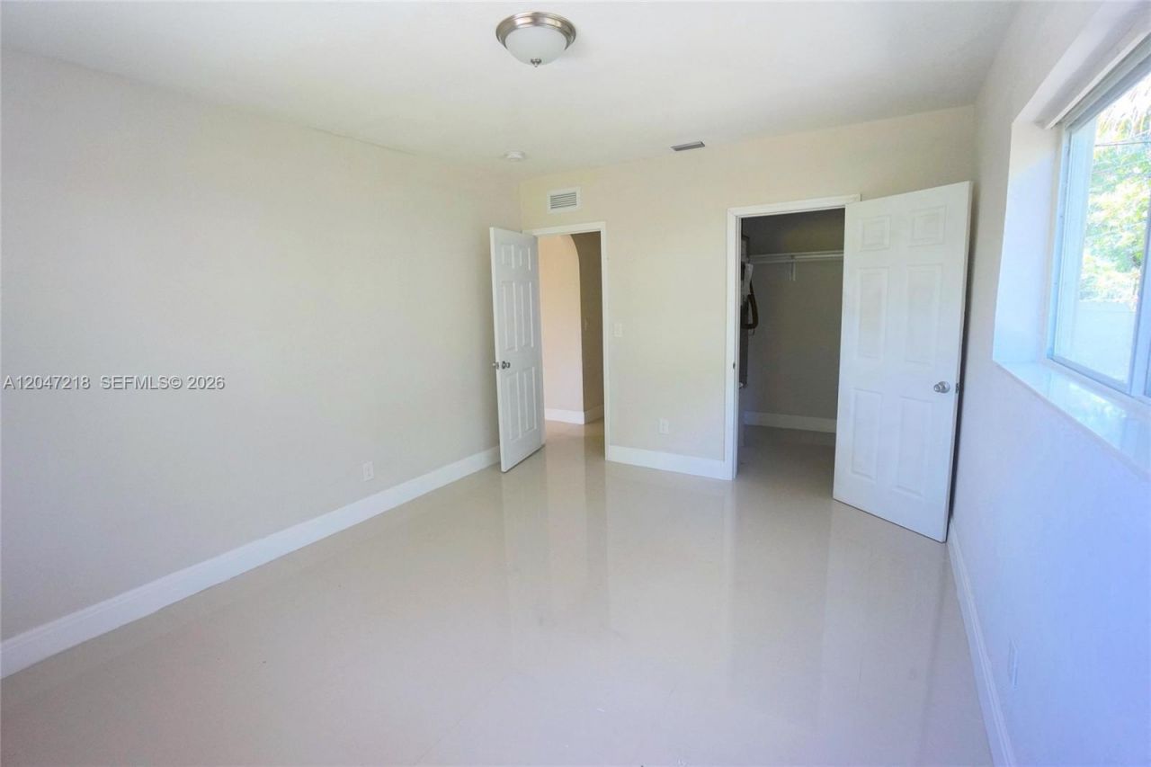 1497 NE 118th Ter, Unit 2, Miami, FL 33161 Photo