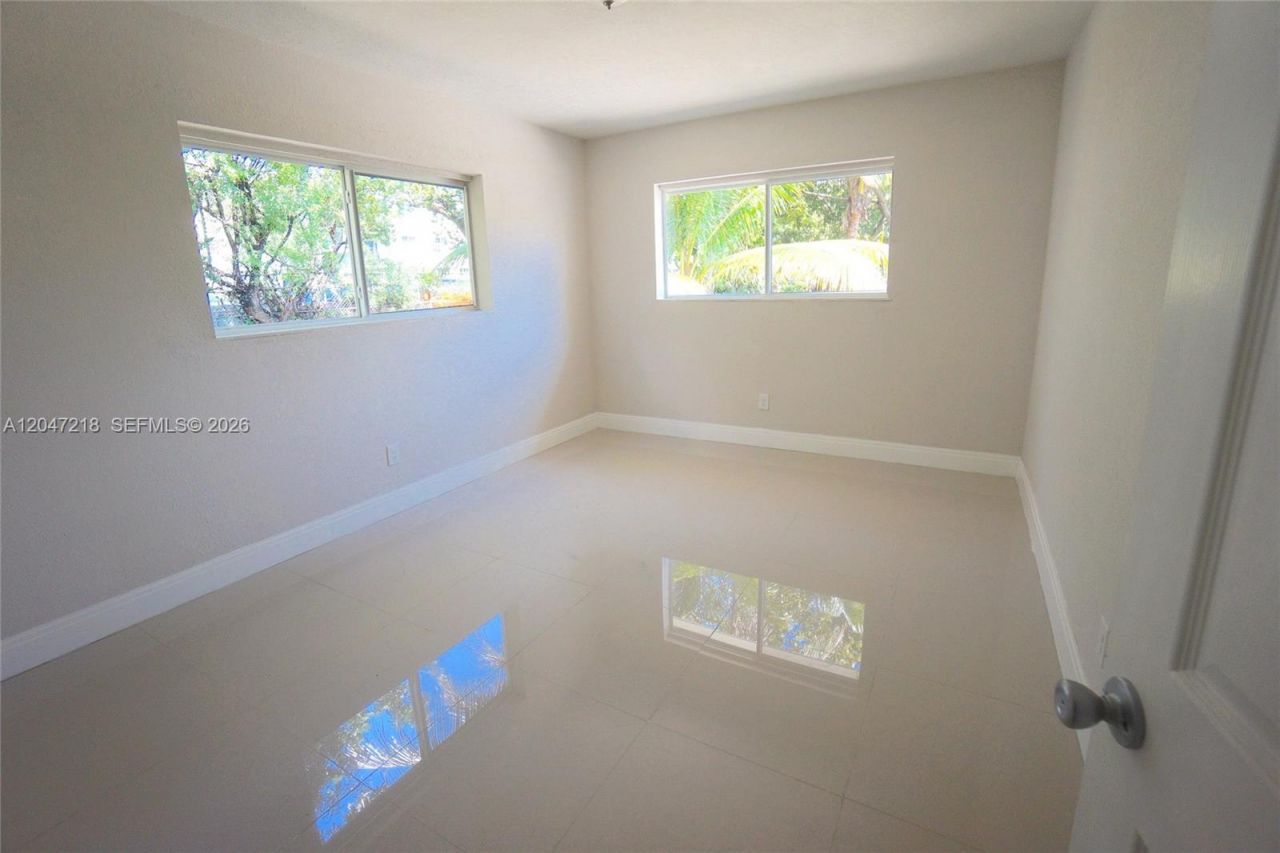 1497 NE 118th Ter, Unit 2, Miami, FL 33161 Photo