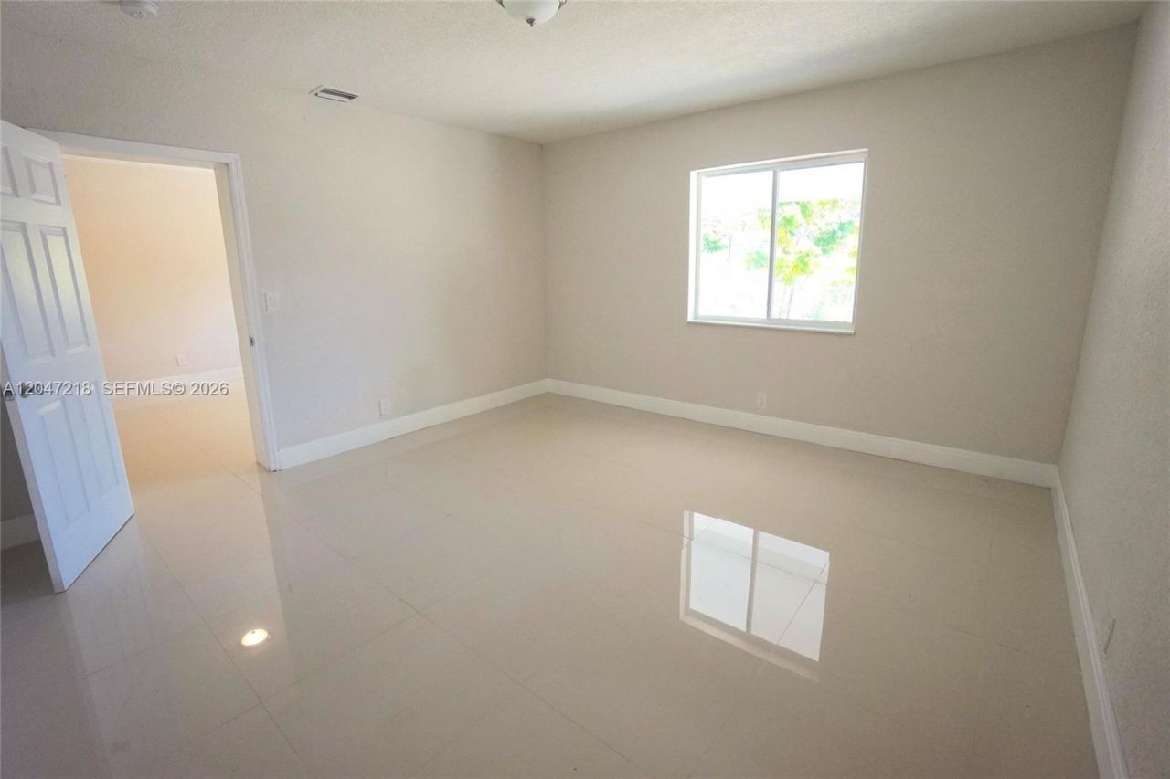 1497 NE 118th Ter, Unit 2, Miami, FL 33161 Photo