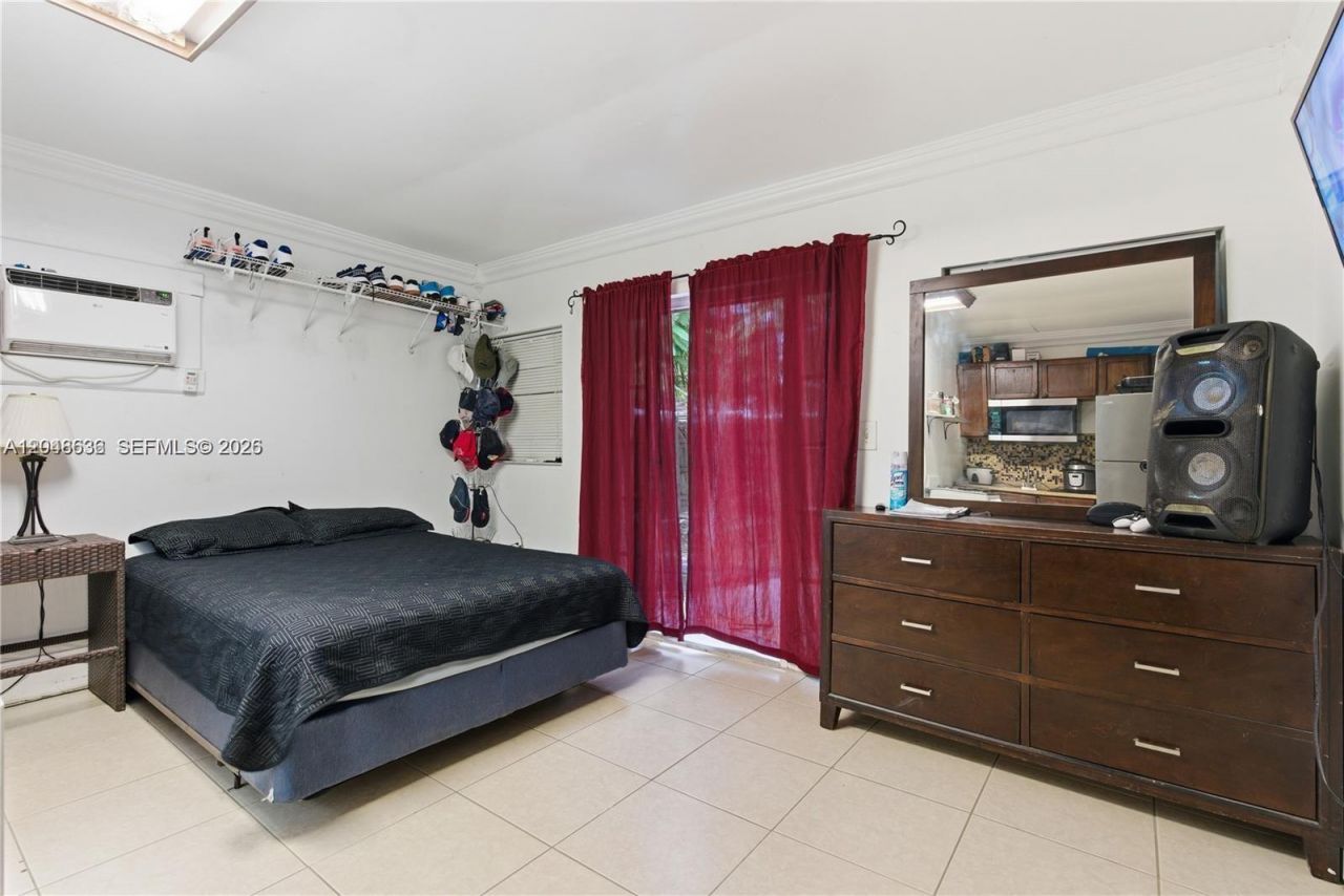 15490 SW 209th Ave, Miami, FL 33187 Photo