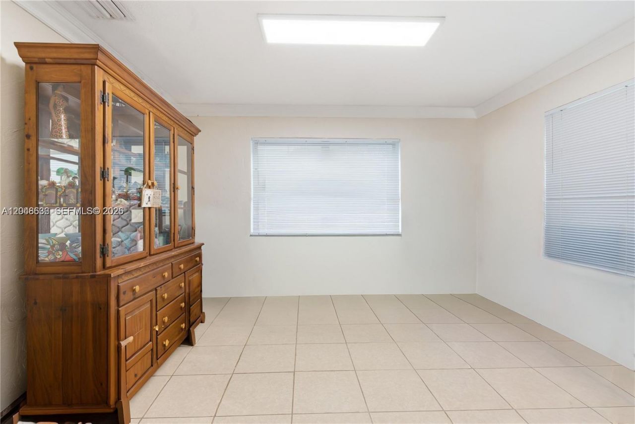 15490 SW 209th Ave, Miami, FL 33187 Photo