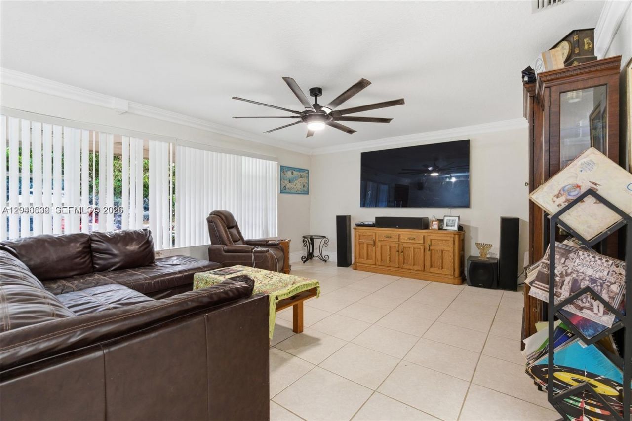15490 SW 209th Ave, Miami, FL 33187 Photo