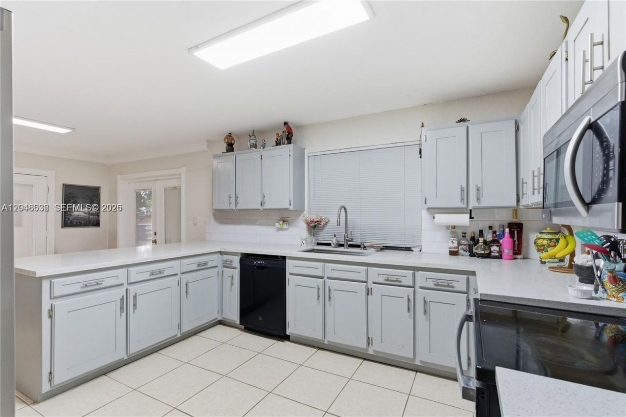 15490 SW 209th Ave, Miami, FL 33187 Photo