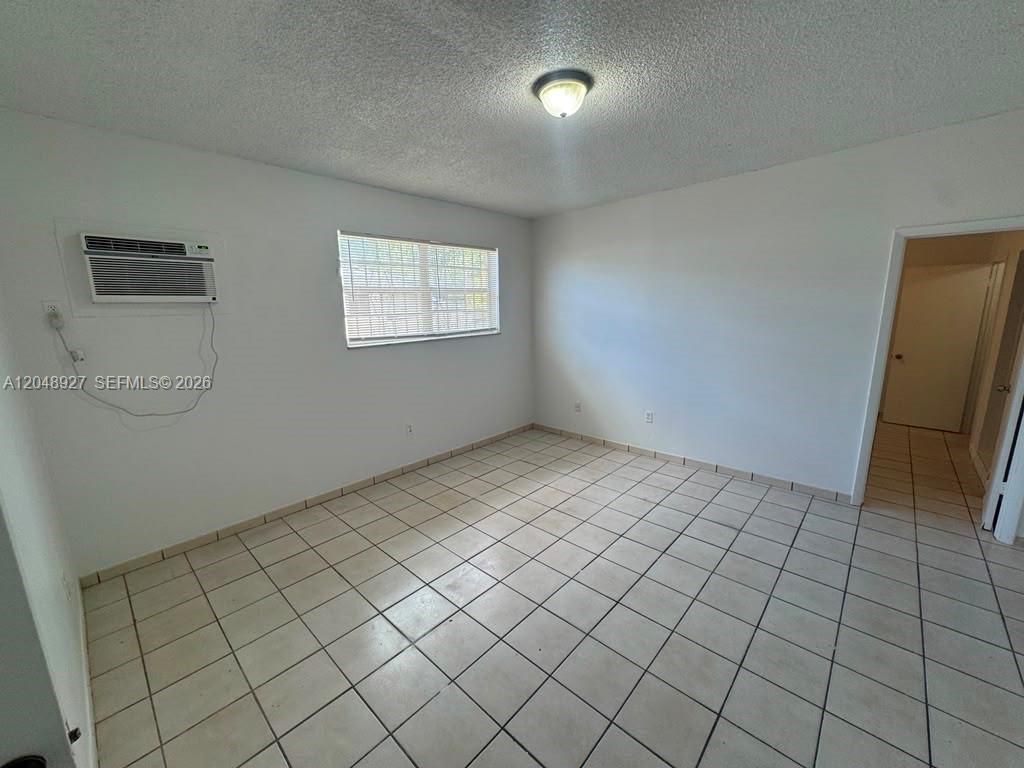 1236 NW 33rd Ave , Unit 1, Miami, FL 33125 Photo