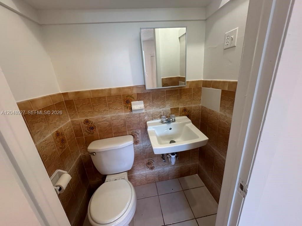 1236 NW 33rd Ave , Unit 1, Miami, FL 33125 Photo