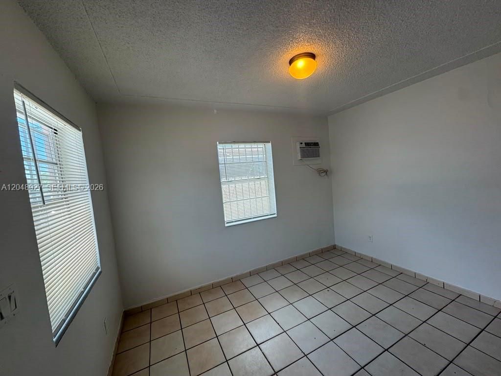 1236 NW 33rd Ave , Unit 1, Miami, FL 33125 Photo