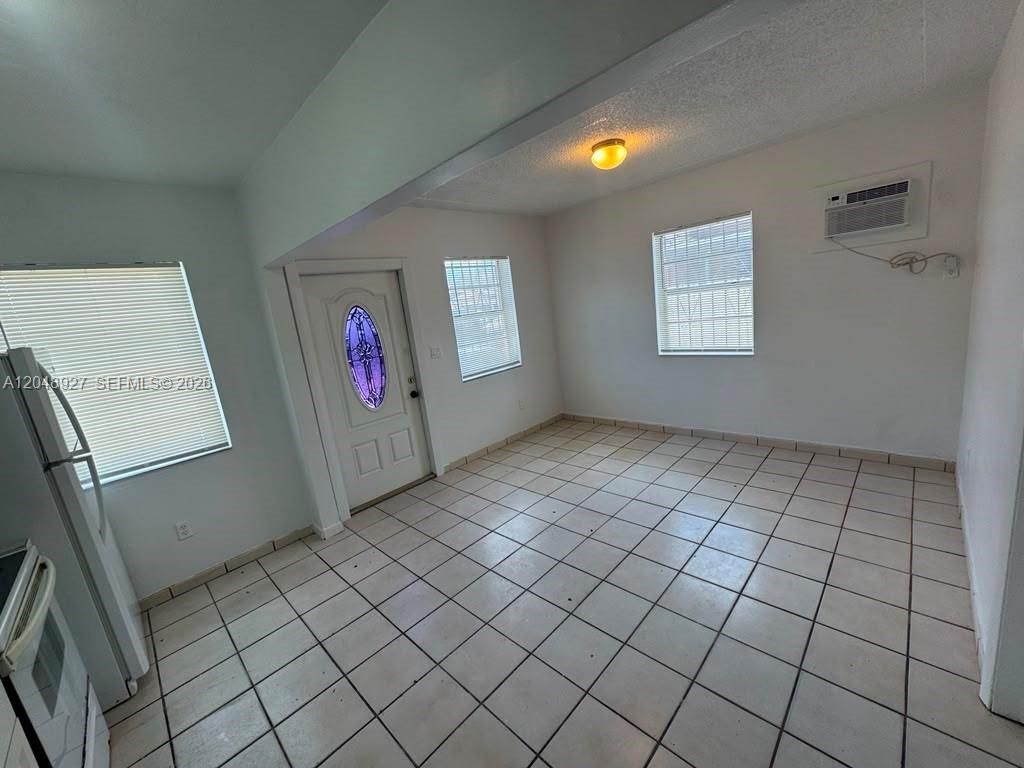 1236 NW 33rd Ave , Unit 1, Miami, FL 33125 Photo