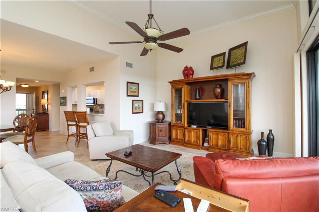 7024 Pelican Bay Blvd, Unit F-504, Naples, FL 34108 Photo
