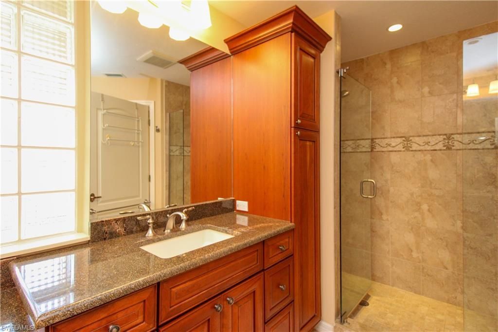 7024 Pelican Bay Blvd, Unit F-504, Naples, FL 34108 Photo