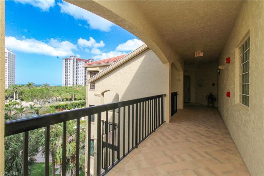 7024 Pelican Bay Blvd, Unit F-504, Naples, FL 34108 Photo