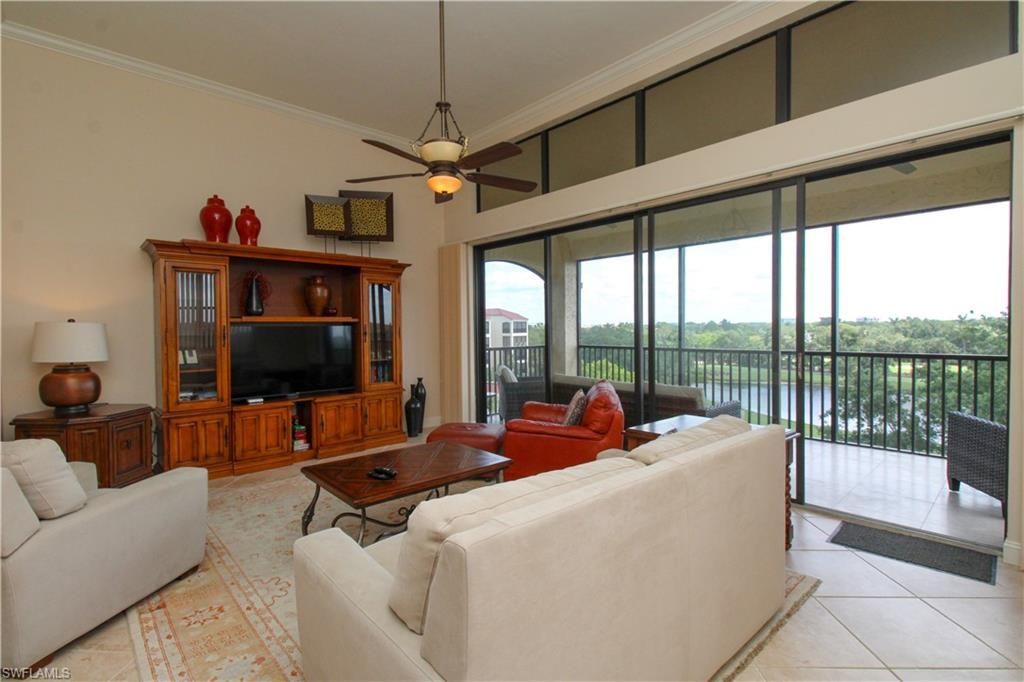 7024 Pelican Bay Blvd, Unit F-504, Naples, FL 34108 Photo