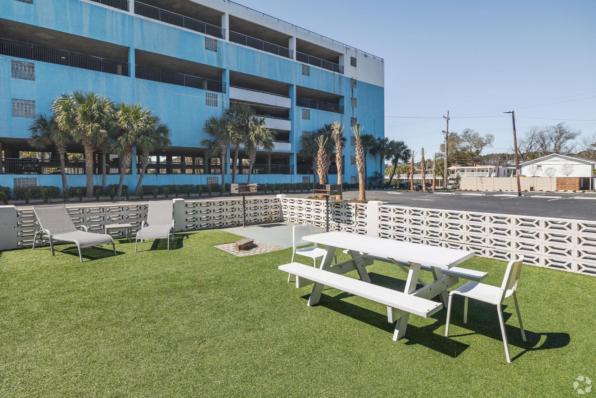 1500 S Ocean Blvd. Photo 20